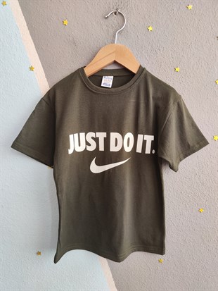 1990-  Önü ve Arkası Baskılı Şortlu Erkek Çocuk Takım - Haki