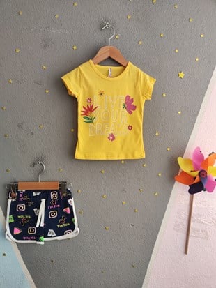 2002 -Çiçek Desenli Şortlu Kız Çocuk Takımı - Sarı