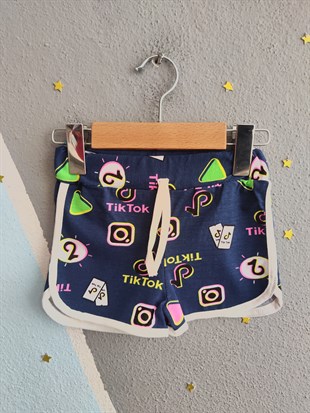 2002 -Çiçek Desenli Şortlu Kız Çocuk Takımı - Nar çiçeği