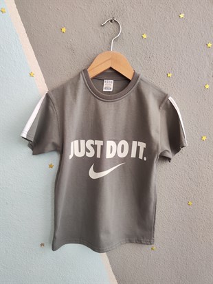 2015 - Baskılı Şortlu Erkek Çocuk Takım - Gri