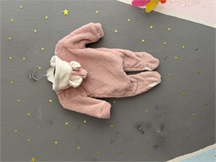 2142 -Kapüşonlu Peluş Kumaş Kız Bebek Tulumu - gül kurusu