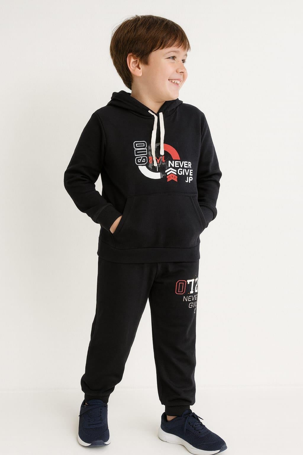 1728 - Never Gıve Up Baskılı Kapüşonlu Mevsimlik Erkek Çocuk Takımı - Lacivert