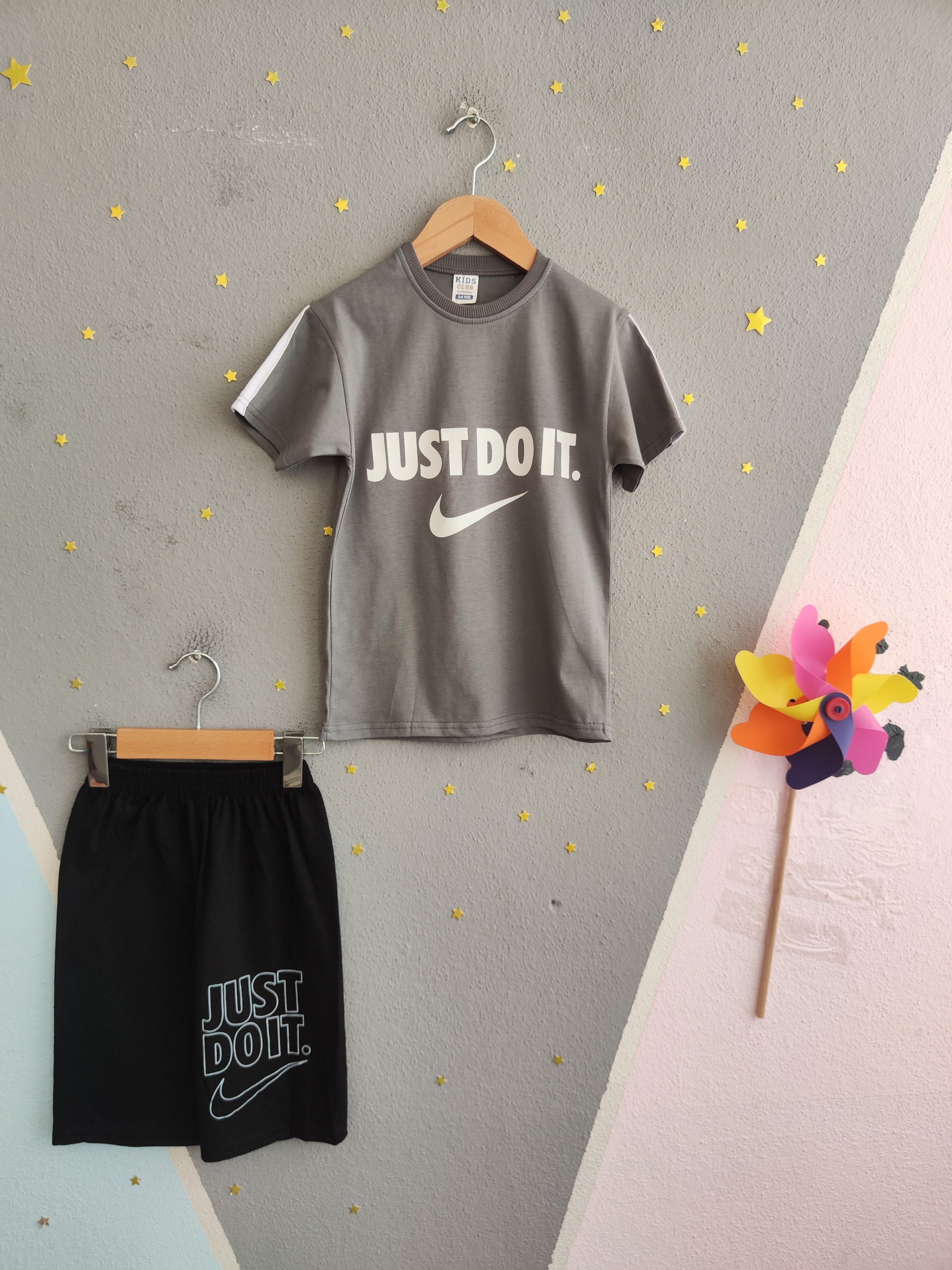 2015 - Baskılı Şortlu Erkek Çocuk Takım - Gri