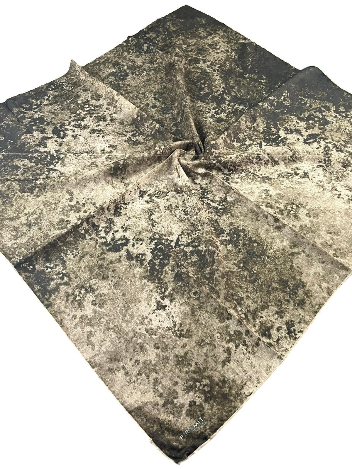 Piramit Soft Eşarp