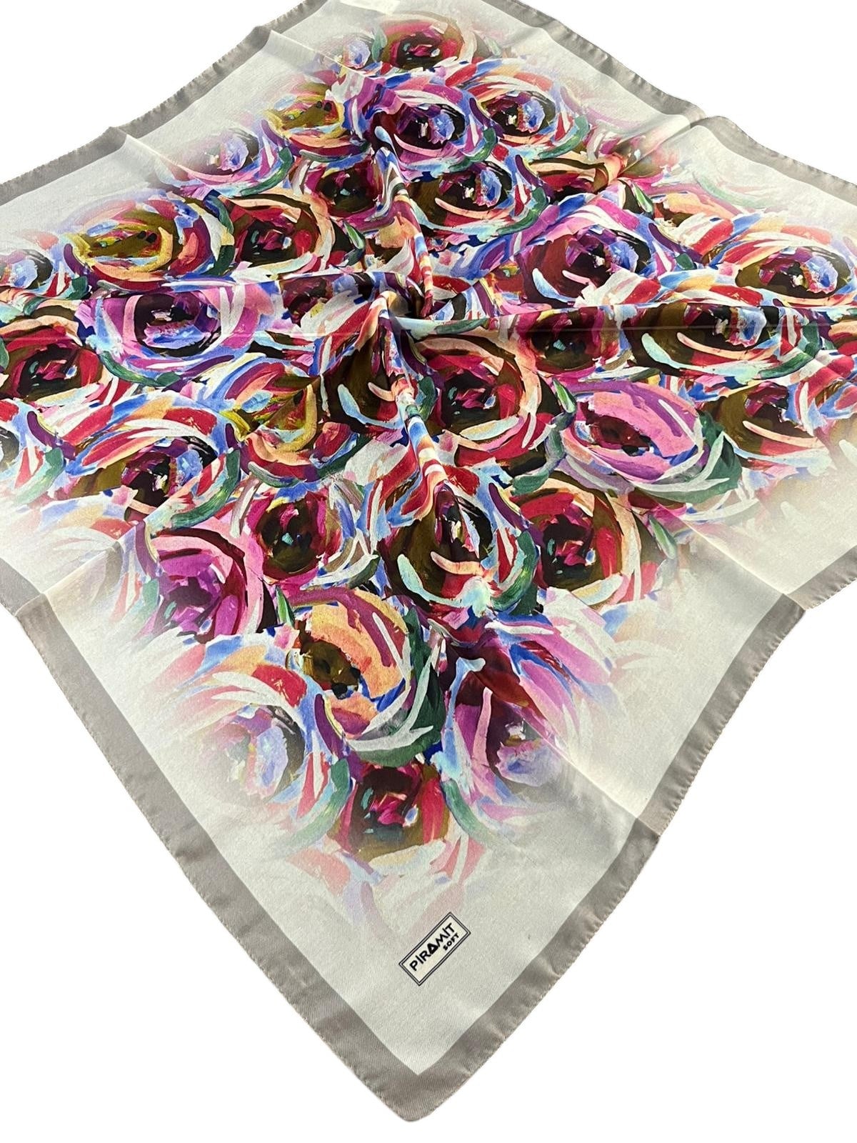 Piramit soft Eşarp