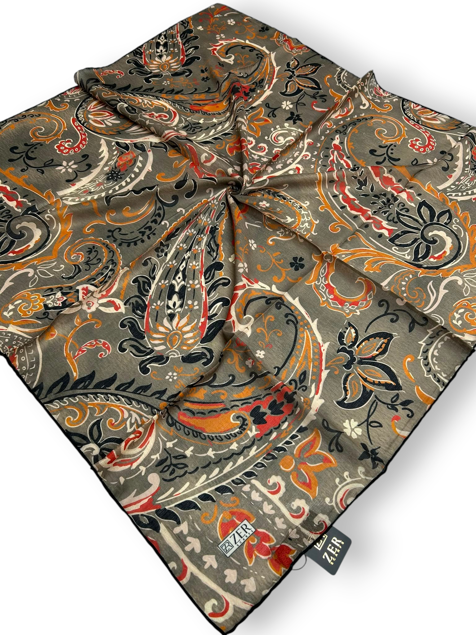 Zer Scarfs Eşarp