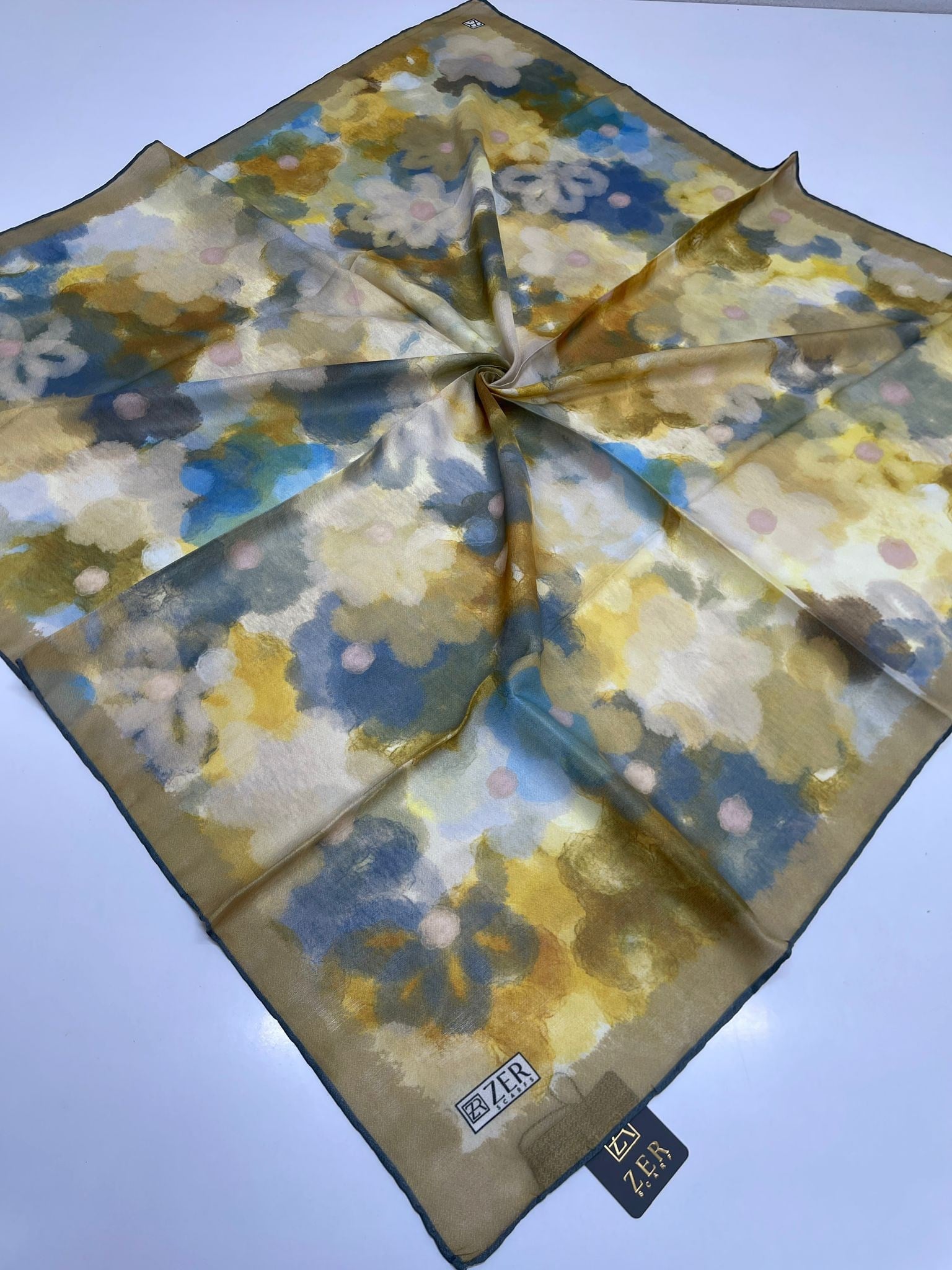 Zer Scarfs Eşarp