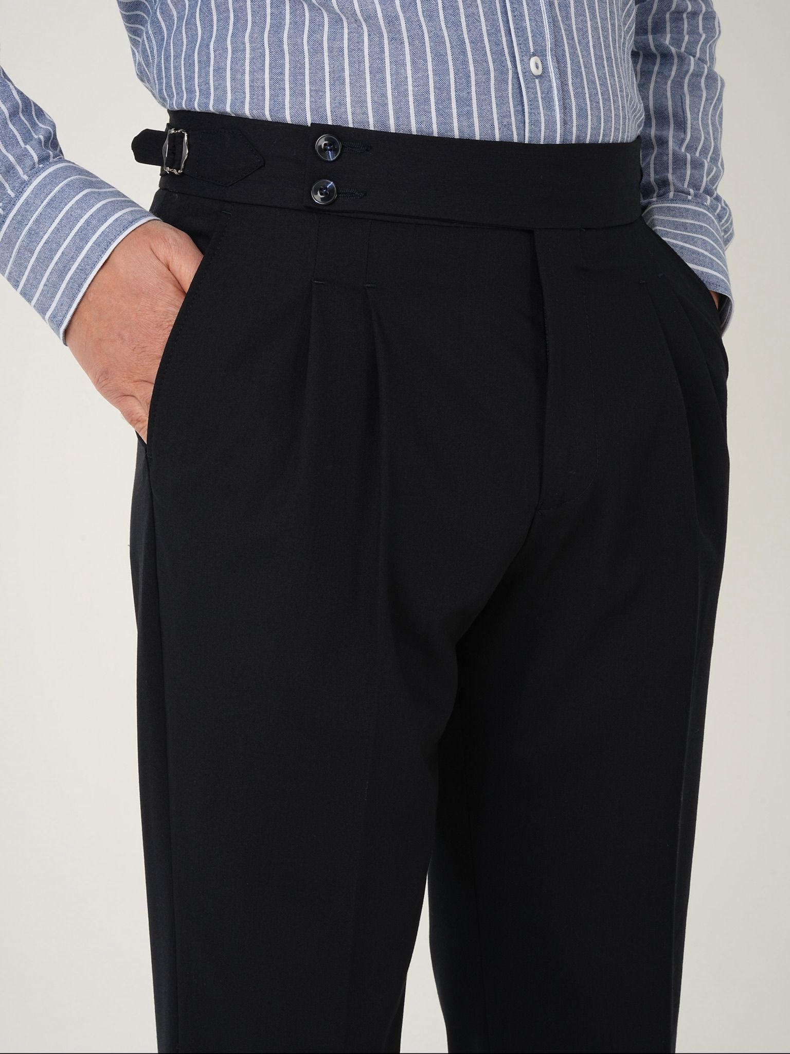 Erkek Regular Fit Yüksek Bel Piliseli Tokalı Kumaş Pantolon - Koyu Lacivert