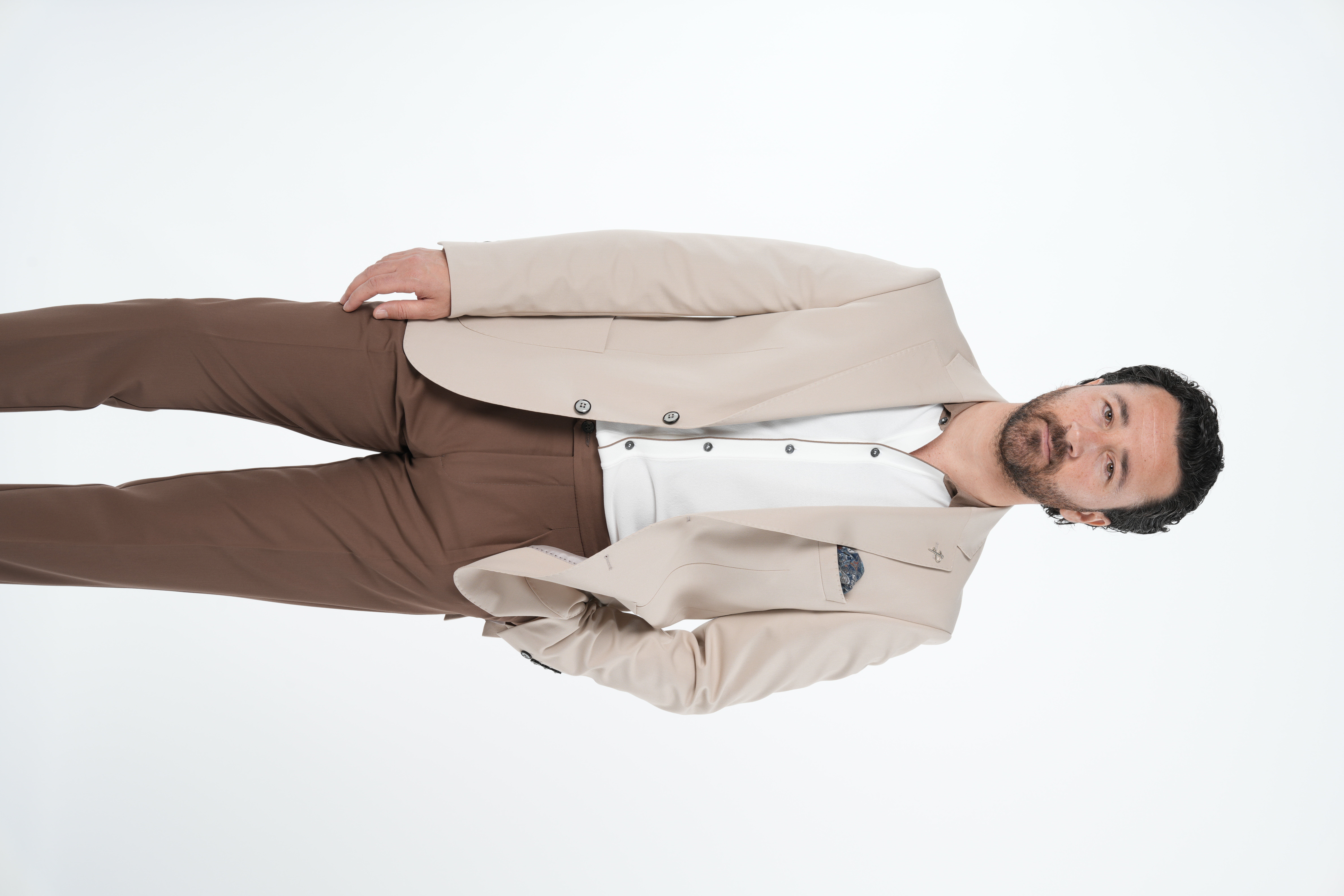 Giacca da uomo premium in stile italiano slim fit con cucitura a punto semifoderata e tasche a borsa - Beige