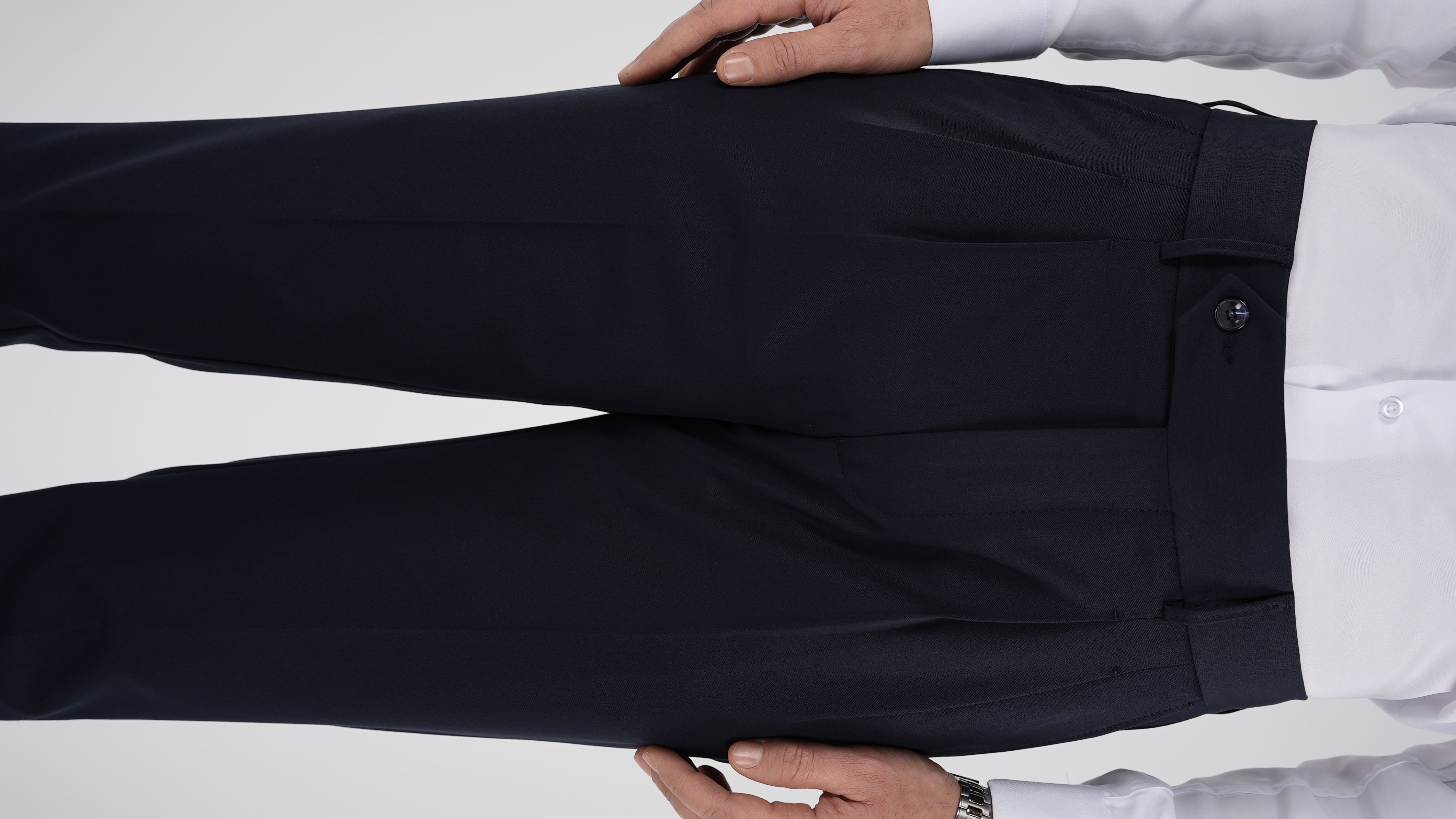 Slim-Fit-Hose für Herren im italienischen Stil mit Falten aus Lycra-Canvas, Marineblau