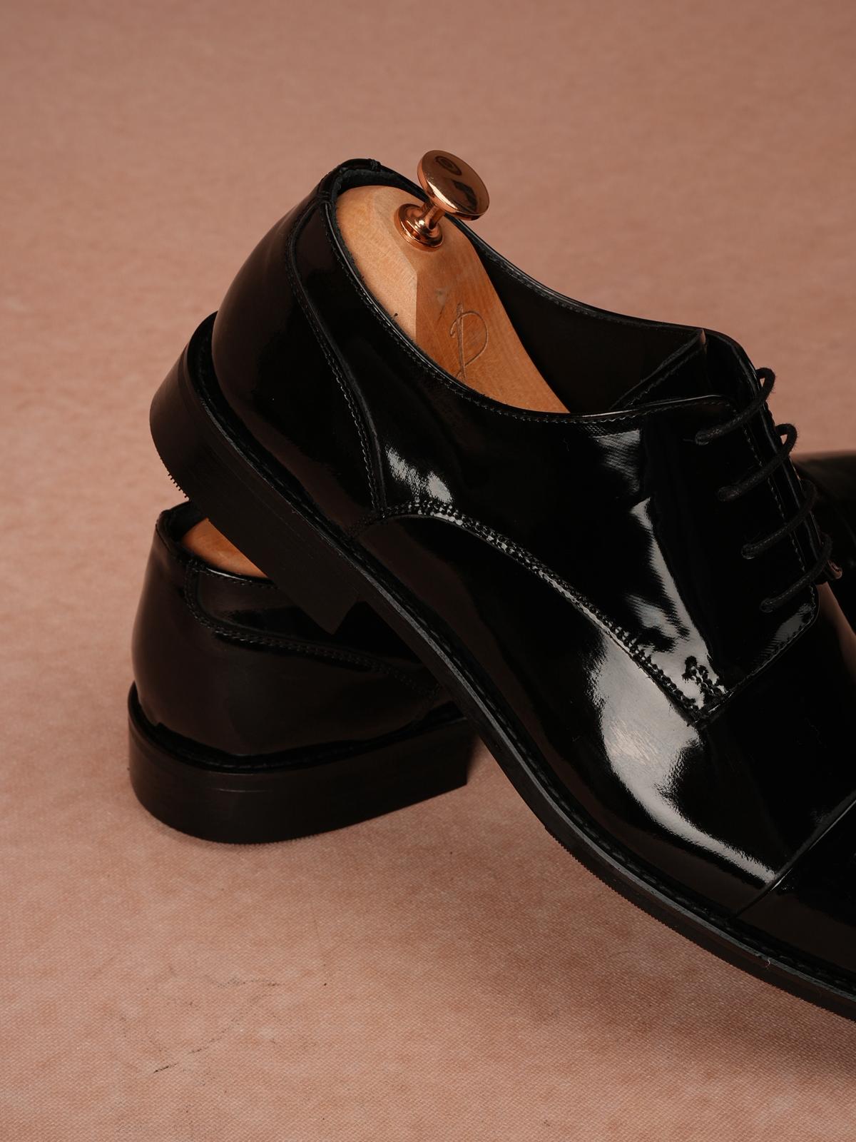 Erkek Hakiki Deri Bağcıklı Klasik Ayakkabı - Siyah Rugan