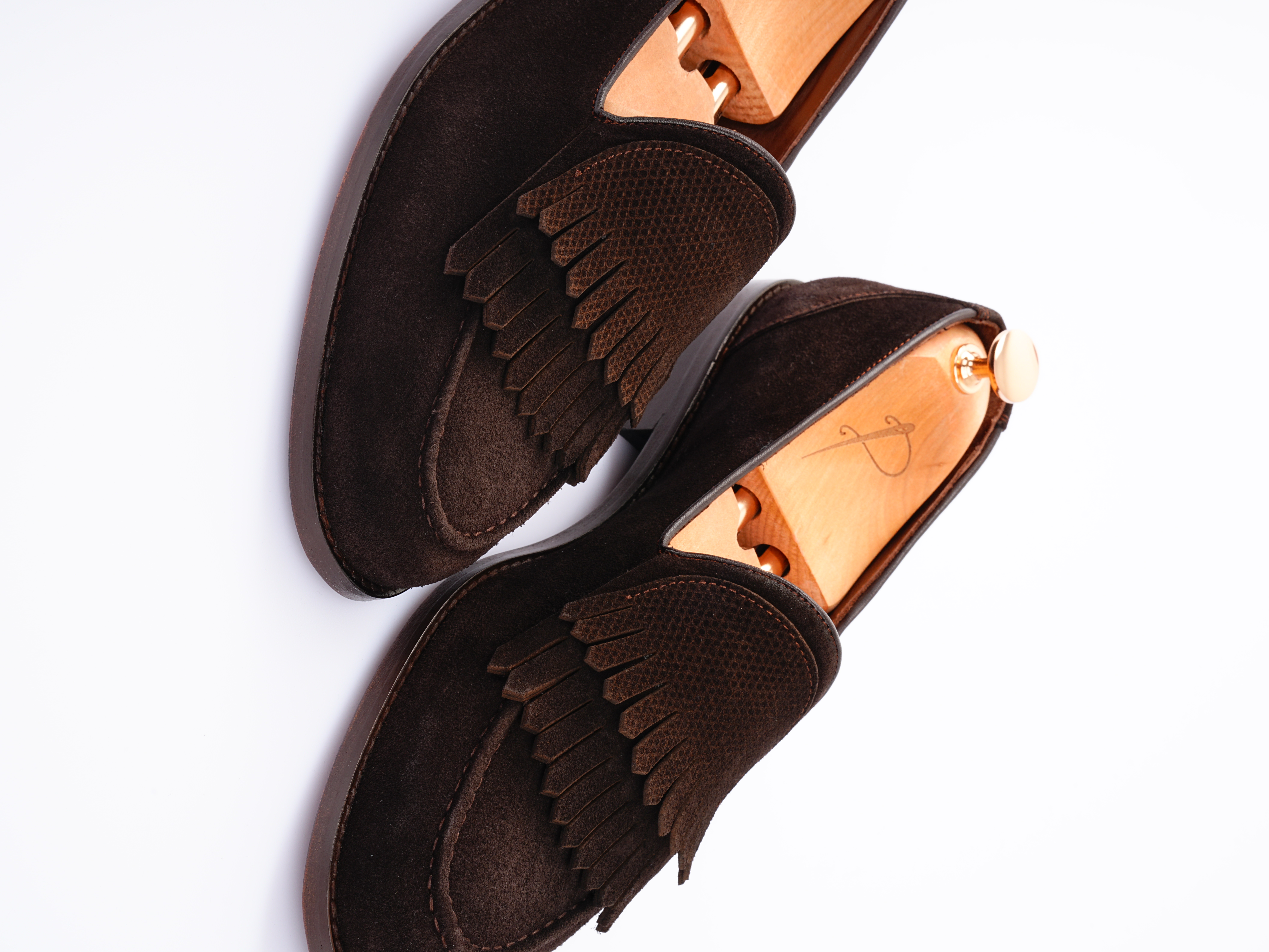 Metis süet deri
Dana astar 
Double kösele
Özel el boyama kösele rengi Ayakkabı - Acı Kahve