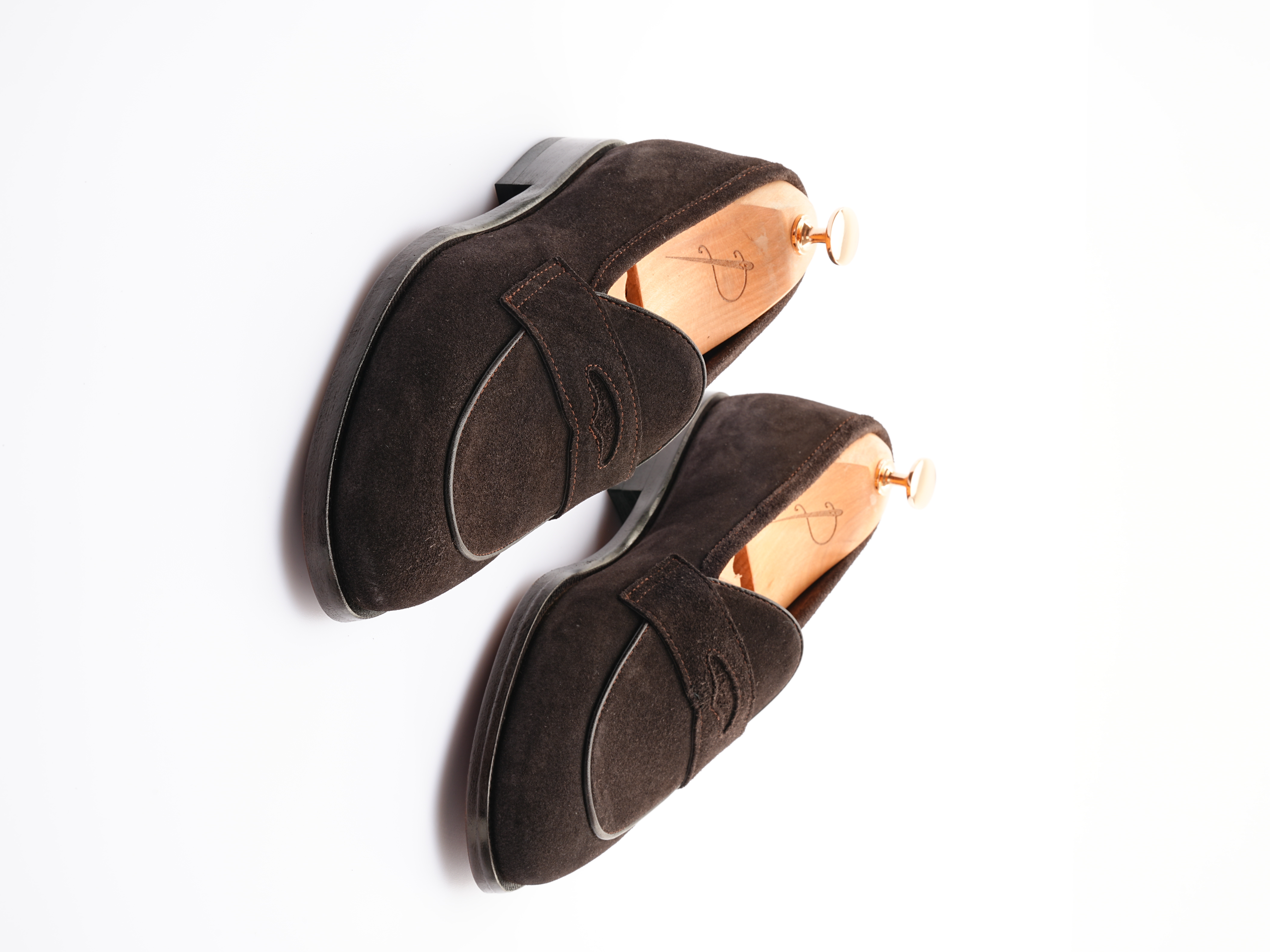 Metis süet deri
Dana astar 
Double kösele
Özel el boyama kösele Ayakkabı - Acı Kahve