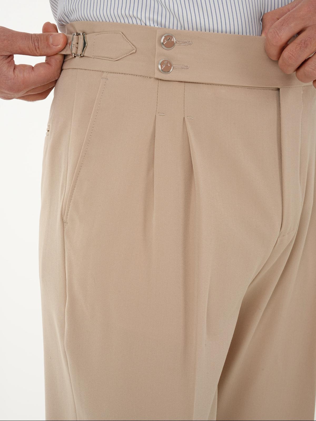 Erkek Regular Fit Yüksek Bel Piliseli Tokalı Kumaş Pantolon - Krem