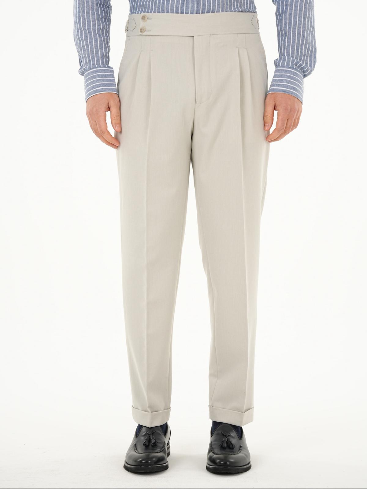 Erkek Regular Fit Yüksek Bel Piliseli Tokalı Kumaş Pantolon - Taş