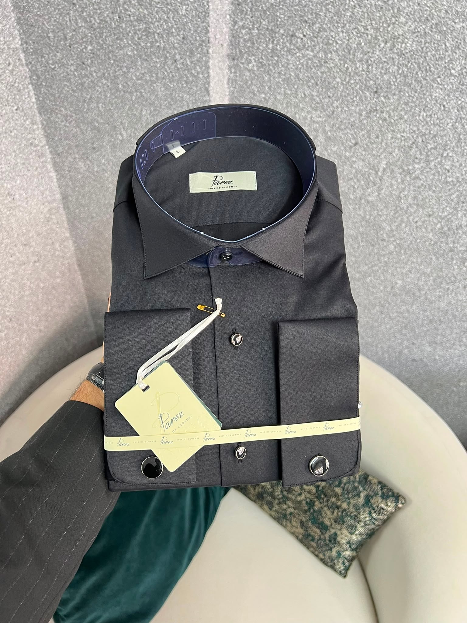 Erkek Premıum Slim Fit Damatlık Taşlı Ata Yaka Gömlek - Siyah