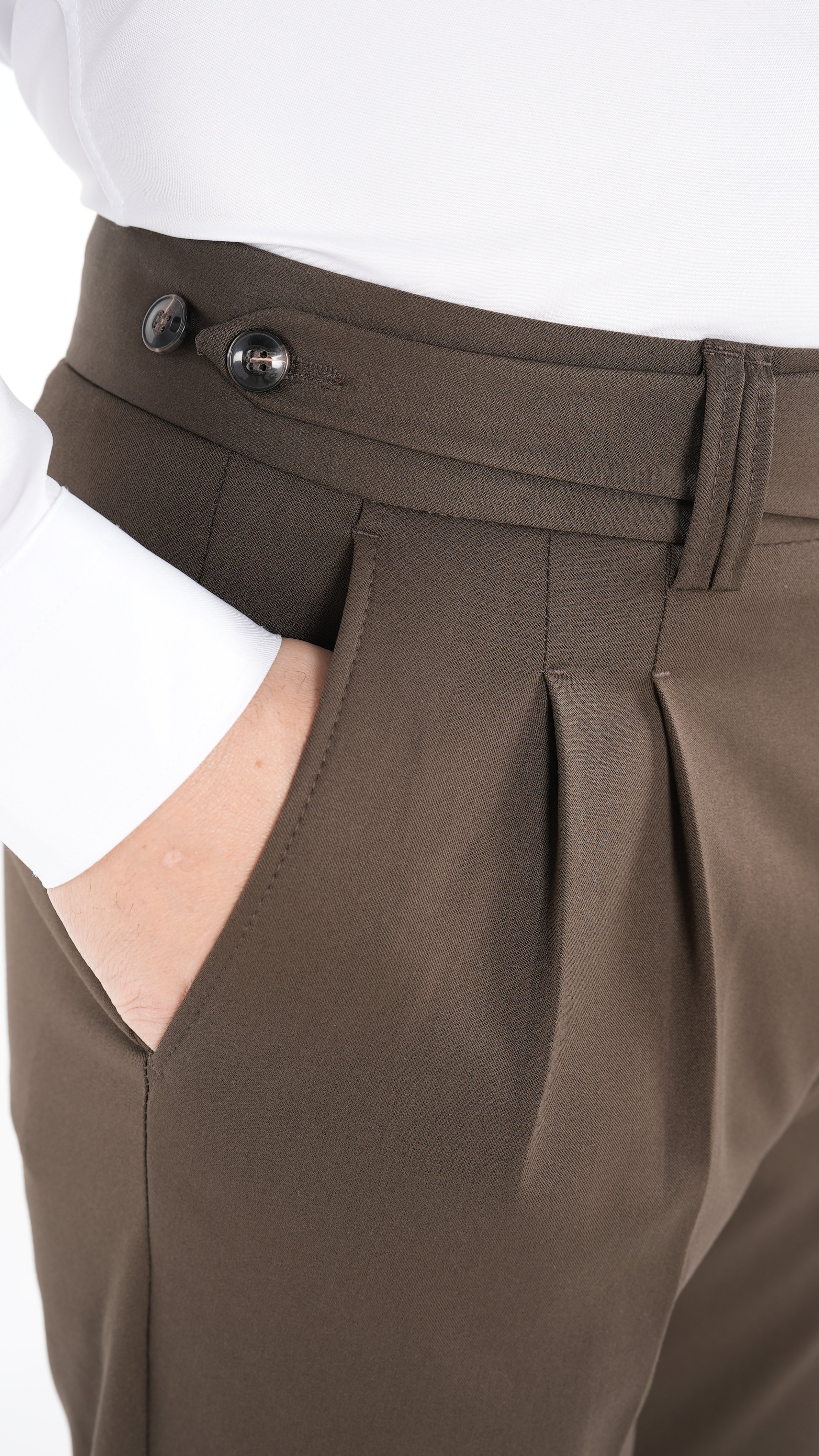 Mens Slim Fit Italian Style Pleated Lycra Canvas Trousers - Milk Brown