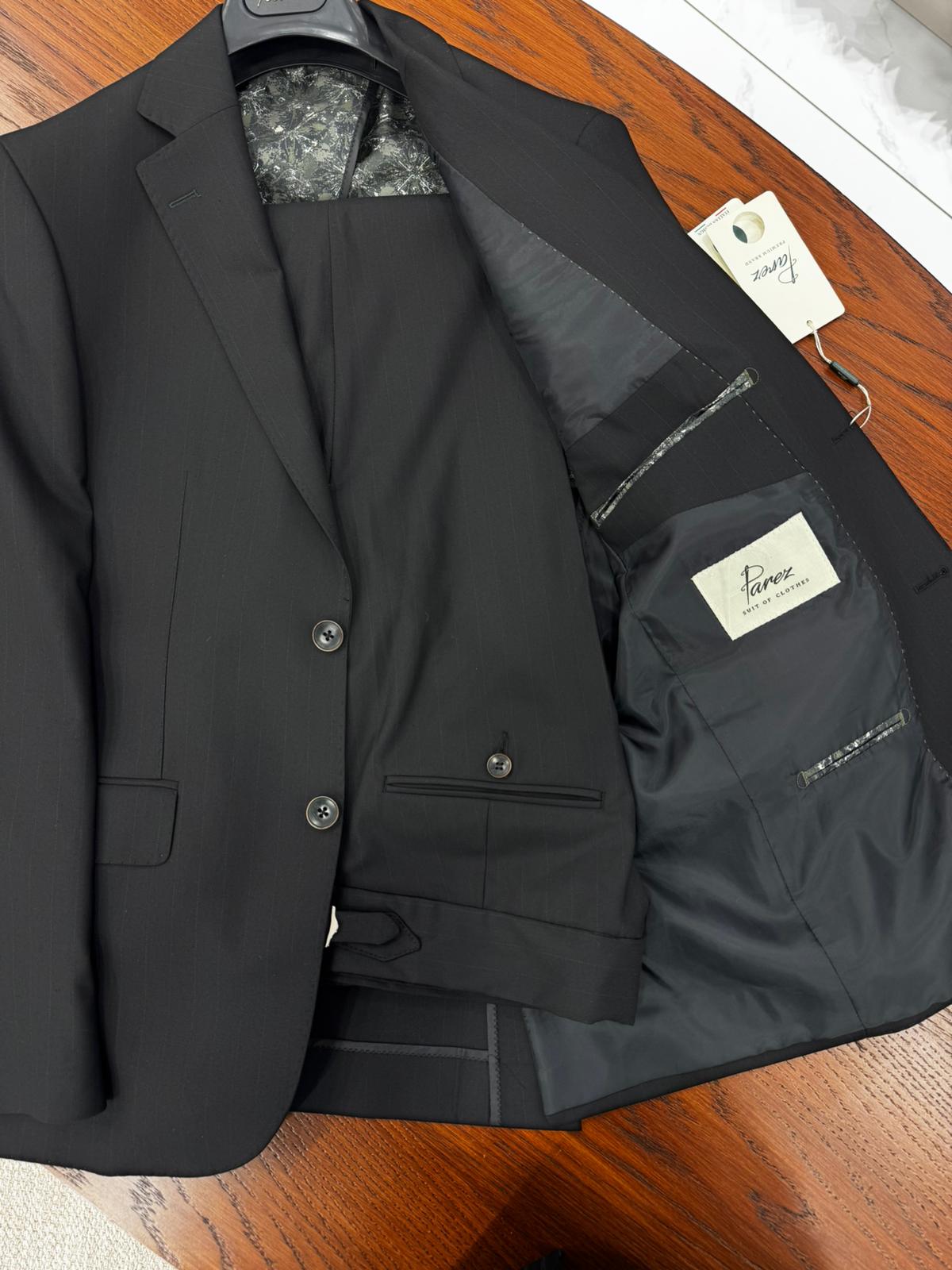 Pantaloni da giacca premium da uomo con colletto mono a righe, vestibilità slim, stile italiano, con cuciture a punto, color crema