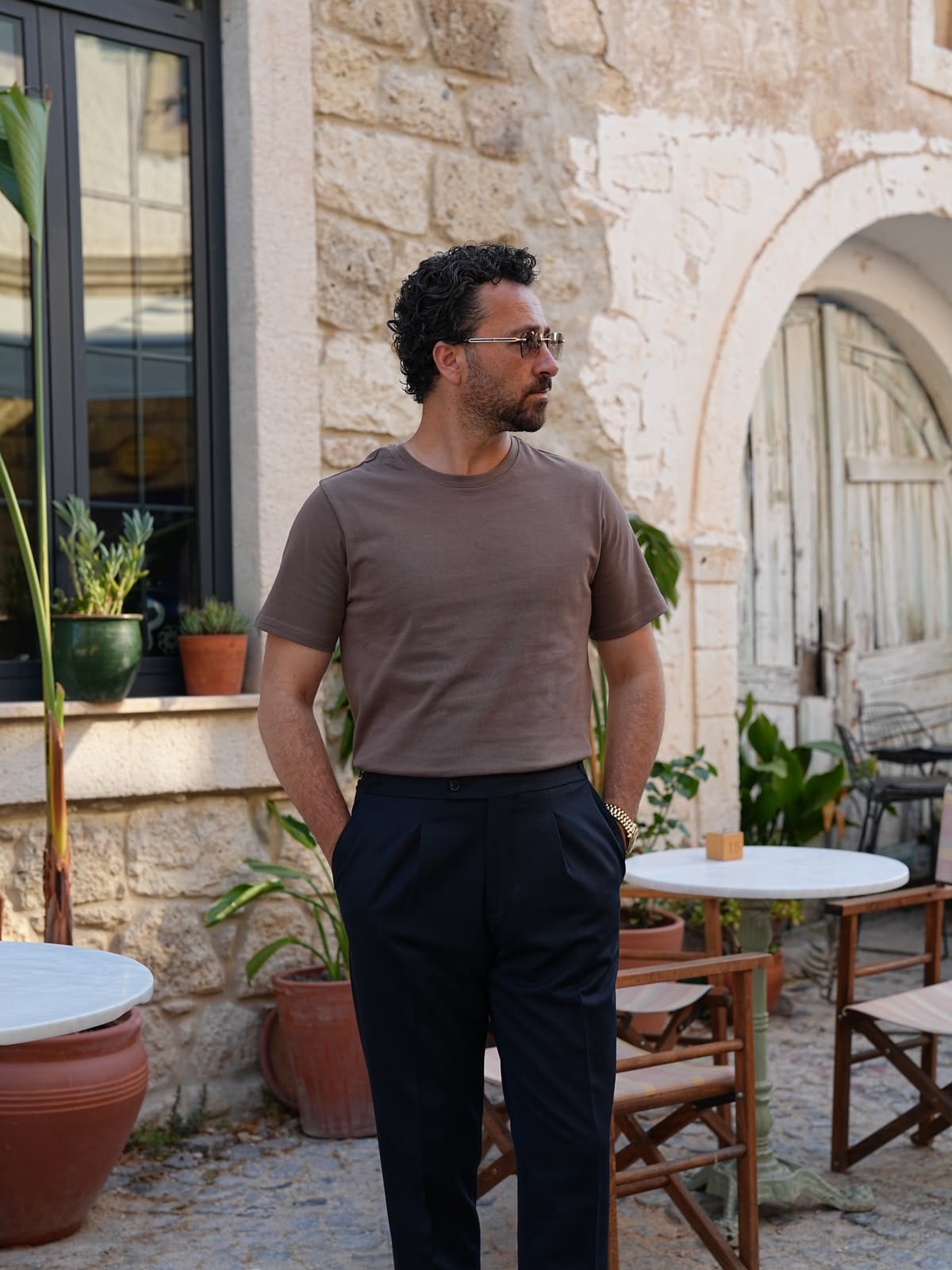 Erkek Beyaz Pamuk Slim Fit Dar Kesim Bisiklet Yaka Basic Tişört - Sütlü Kahve