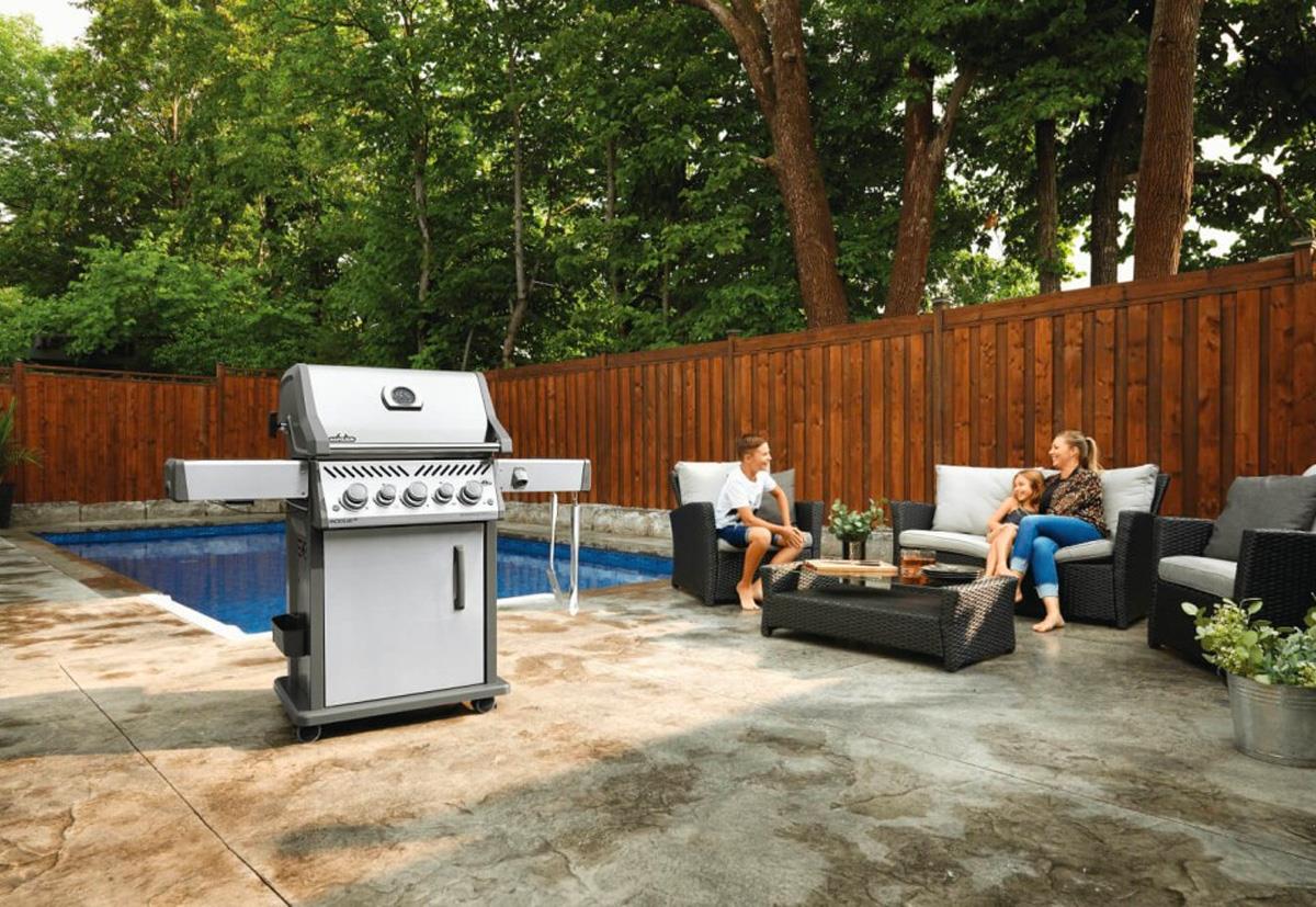 Napoleon Rogue Se 425 Rsib Gazlı Mangal | Napoleon Grills Türkiye