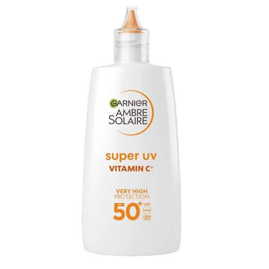 GARNİERGARNİER AMBRE SOLAİRE SUPER UV C VİTAMİNİ KOYU LEKE KARŞITI FLUİD KREM SPF50+ 40 ML