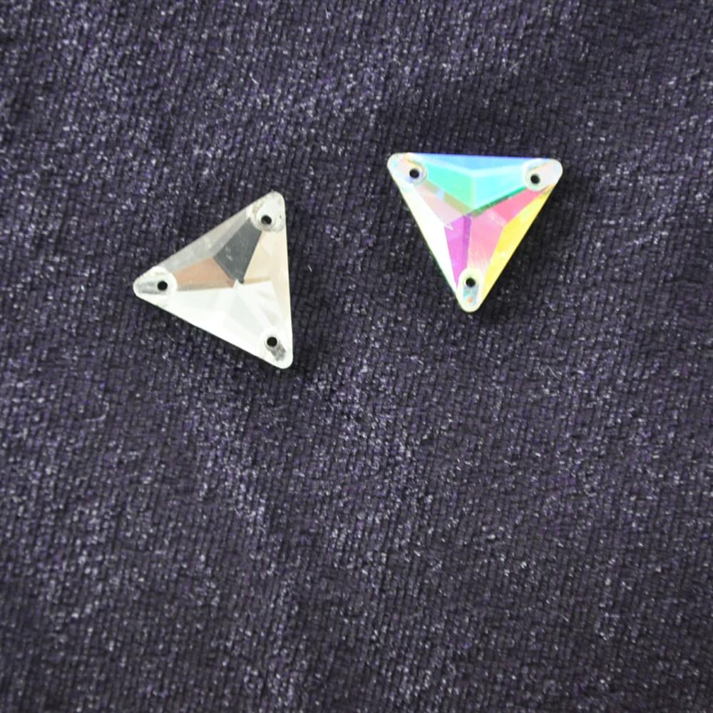 3 Delikli Üçgen Dikme Kristal Taş