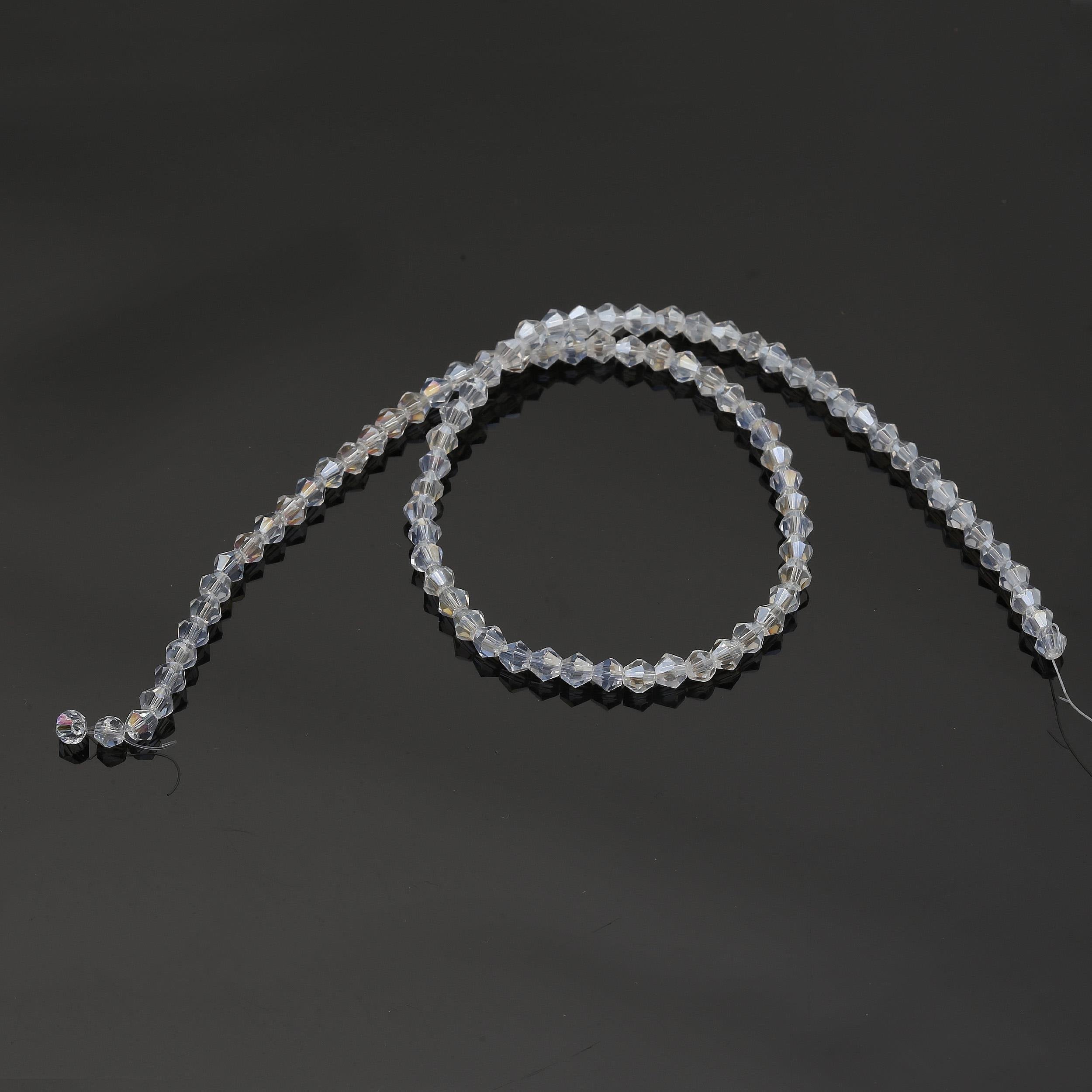 4 mm Şeffaf Piramit Cam Boncuk