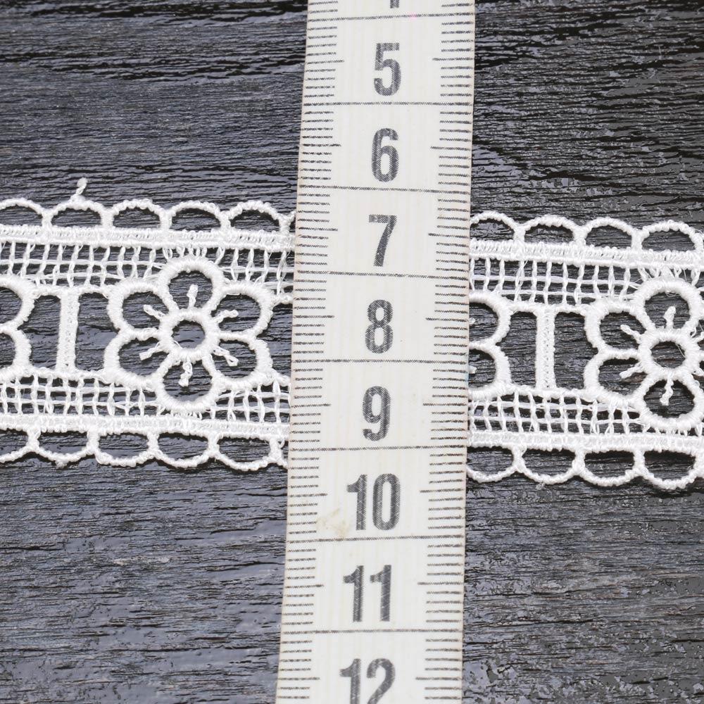 Ara Güpür Dantel Beyaz