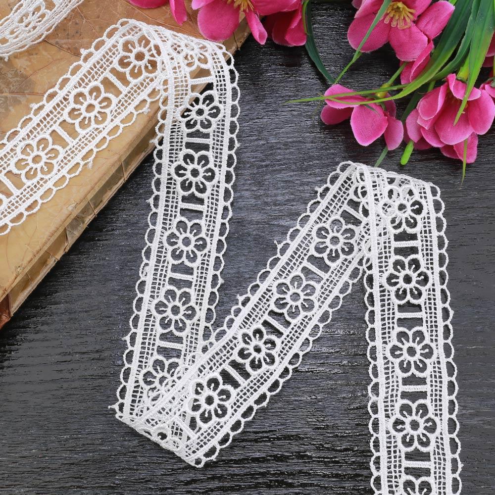 Ara Güpür Dantel Beyaz