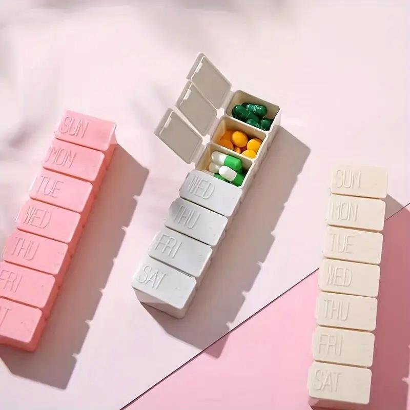 Kabartma Yazılı Haftalık İlaç ve Hap Kutusu