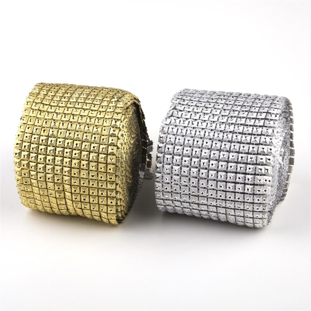 Piramit Şeklinde Taş Görünümlü Şerit Metre