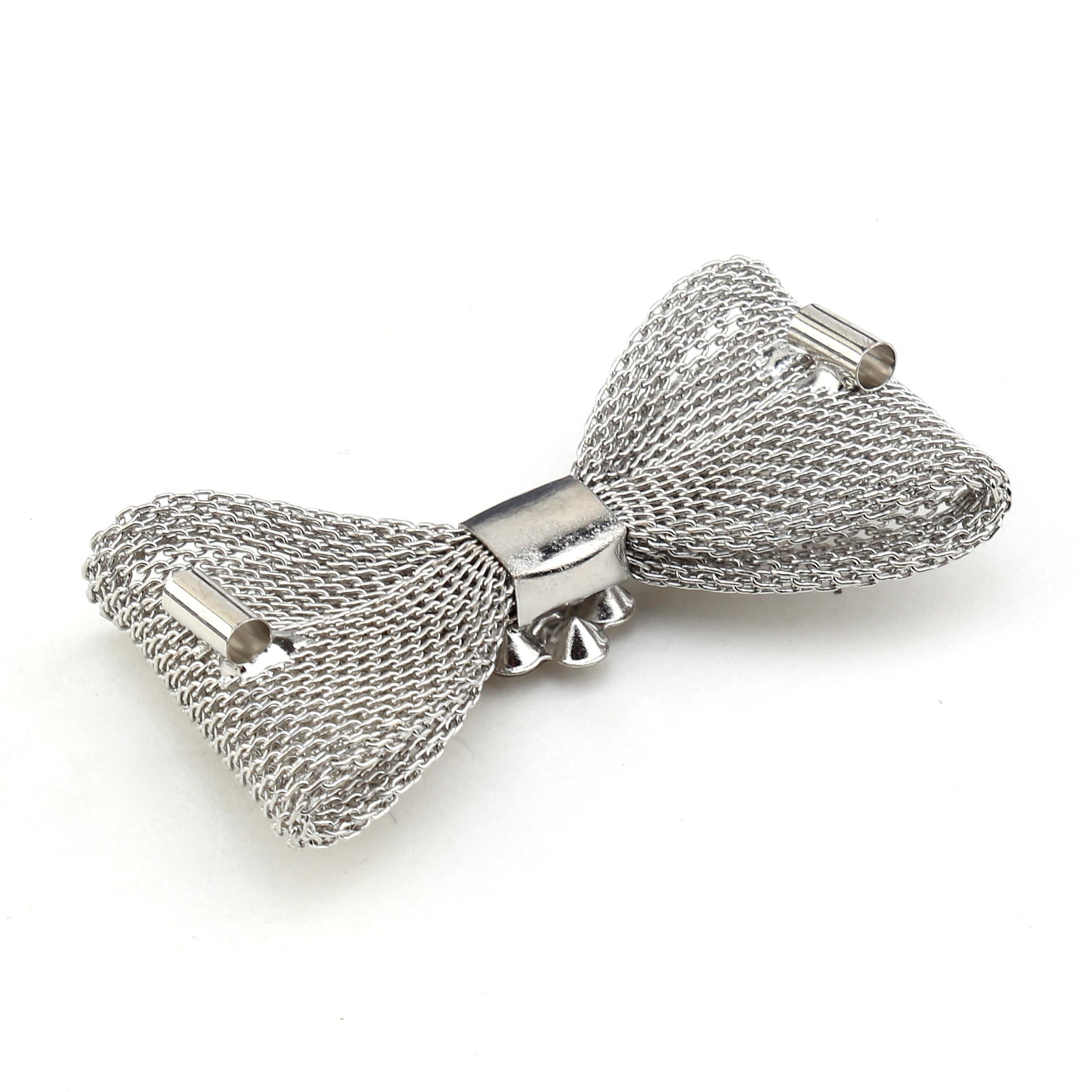 Taş Süslemeli Metal Fiyonk Süs Karartma Gümüş