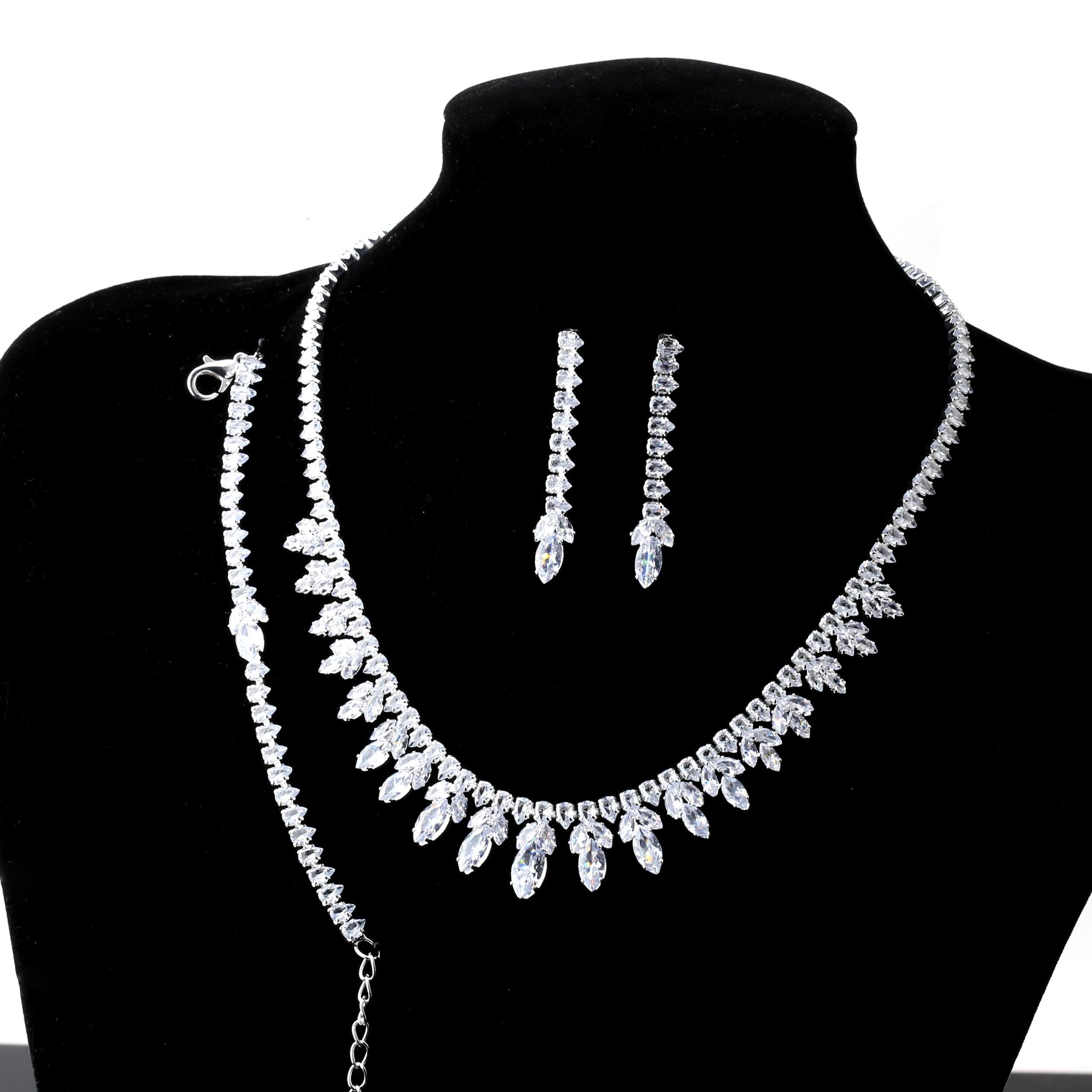 Zirkon Arpa Taşlı Abiye Kolye, Bileklik ve Küpe Seti