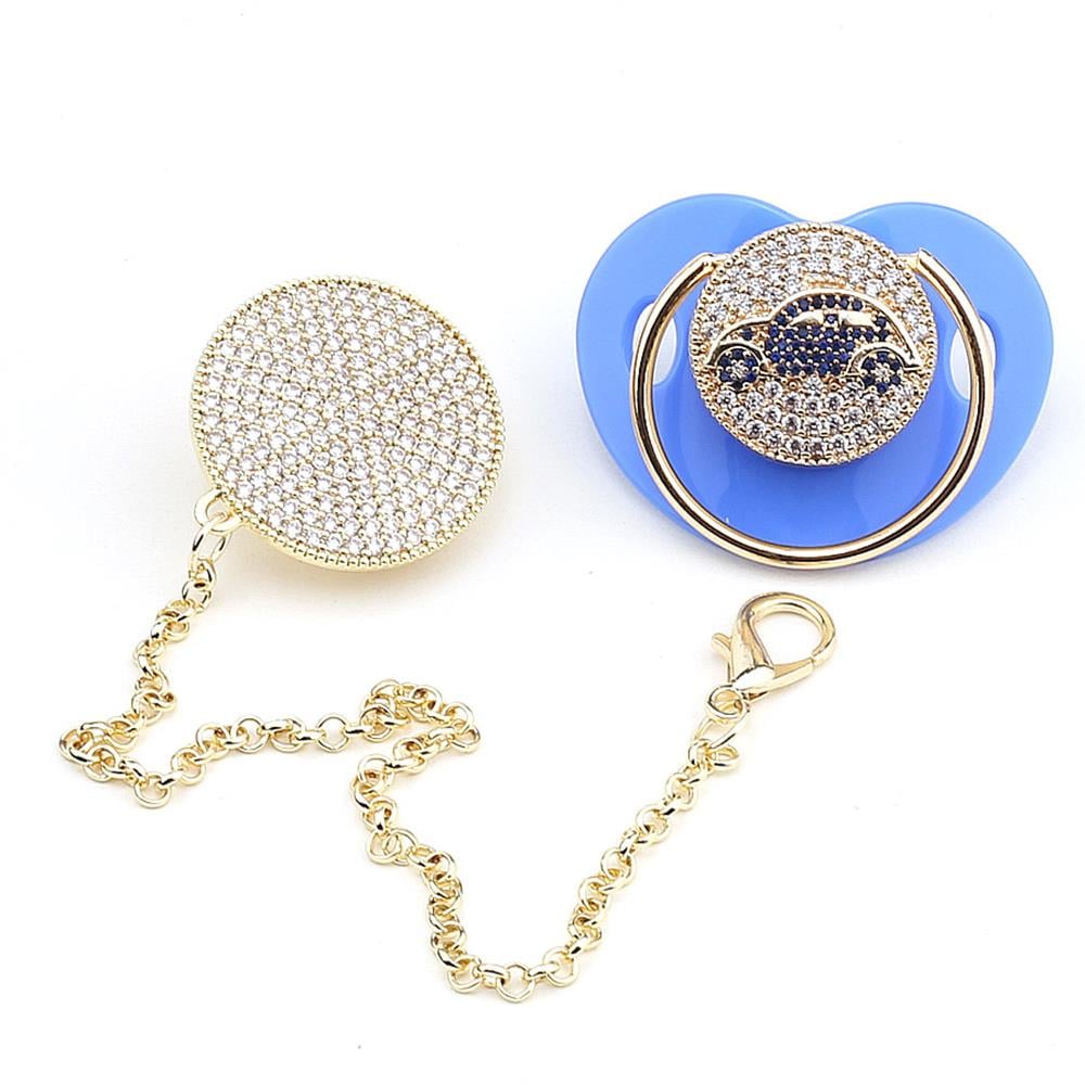 Zirkon Taşlı, Mavi Araba Figürlü Emzik ve Emzik Askısı Seti