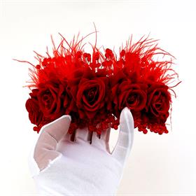 Boncuk ve Tüy Süslemeli Güllü Yatay Taç