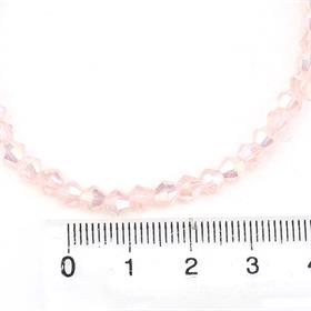 Çek Kristali Piramit Cam Boncuk