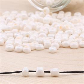 Kesme Kum Cam Boncuk Krem