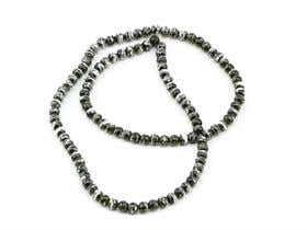 Krem Desenli Siyah Dizi Cam Boncuk