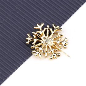 Kristal Taşlı Kartanesi Broş