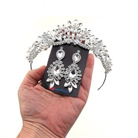 Kristal Taşlı Taç Küpe Seti