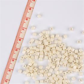 Miyuki Square Cube 3 mm Krem Boncuk