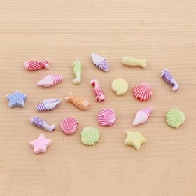 Pastel Plastik Boncuklar Deniz Ürünleri Konsept