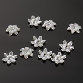 Plastik Küçük Çiçek İnci Krem 20 Adet