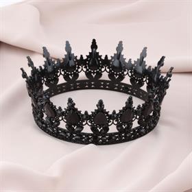 Siyah Renk Pasta Tacı