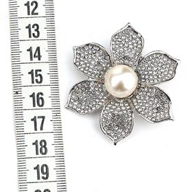 Taşlı ve İncili Broş