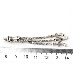 Üçlü Kılıç Figür Zincirli Püskül