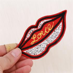 Ütüyle Yapıştırılabilen Taşlı Dudak Aplik