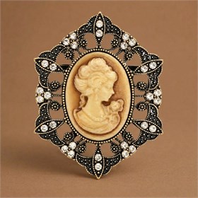 Vintage Tarzı Taşlı Kadın Cameo Broş