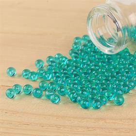 Yeşil Renk 6 mm Deliksiz Plastik Boncuk