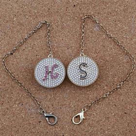 Zirkon Taşlı, Harfli Emzik Zinciri